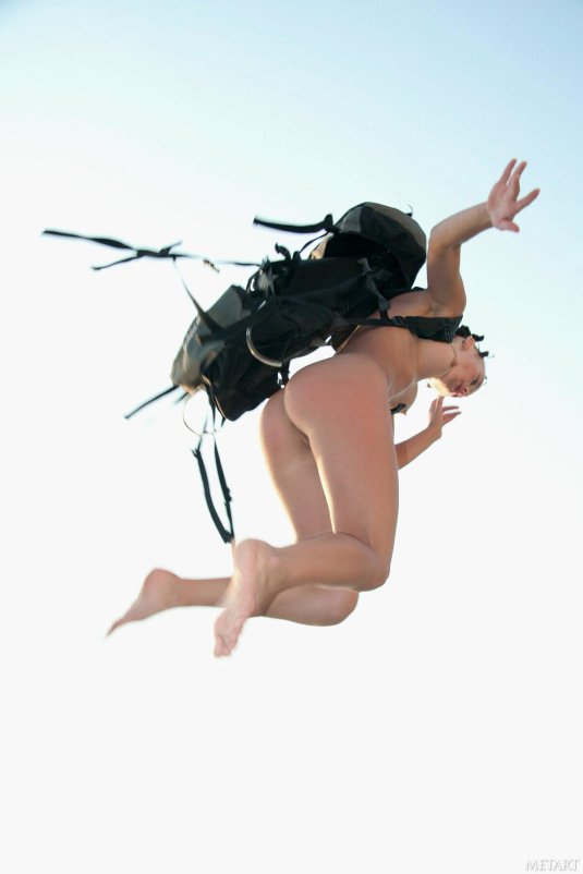 Полет с парашютом