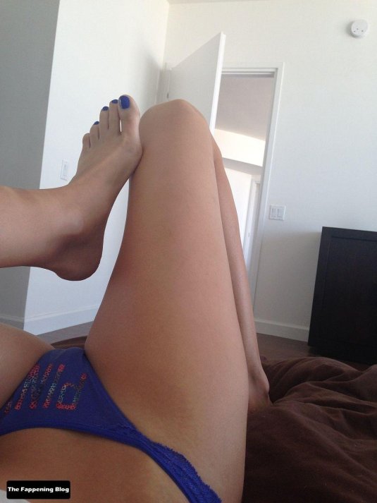 Красивые ноги селфи