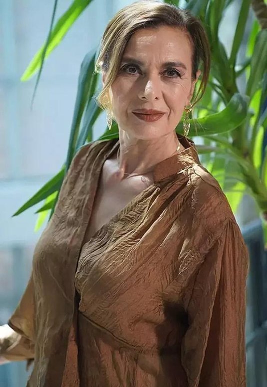 Хатидже аслан