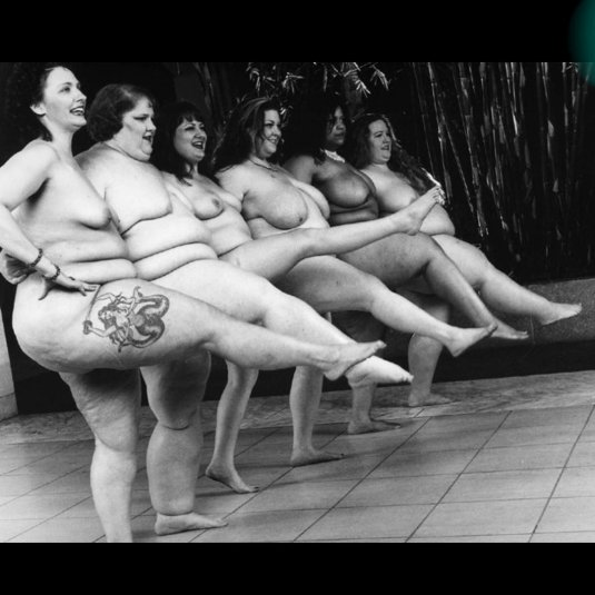 Прикольные голые женщины