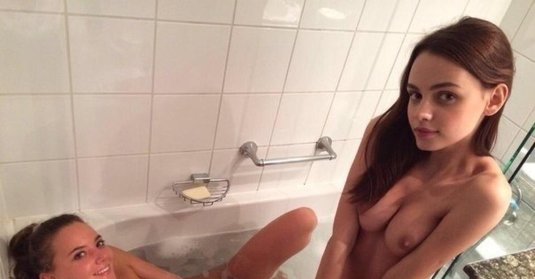 Катя кловер голая в ванной