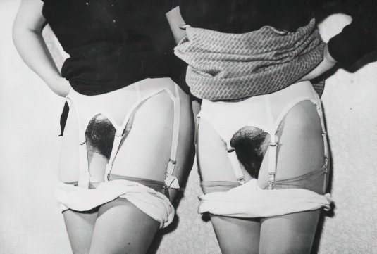 Волосатые ретро трусики