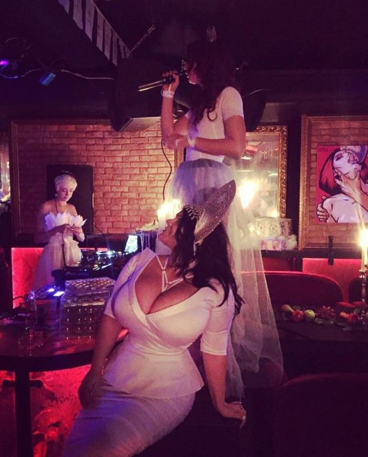 Голая мария зарринг