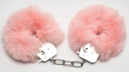 Розовые наручники с мехом