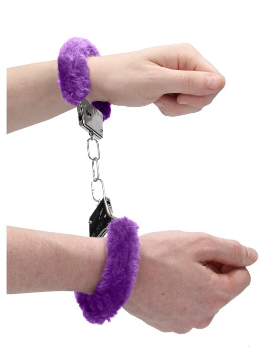 Плюшевые наручники