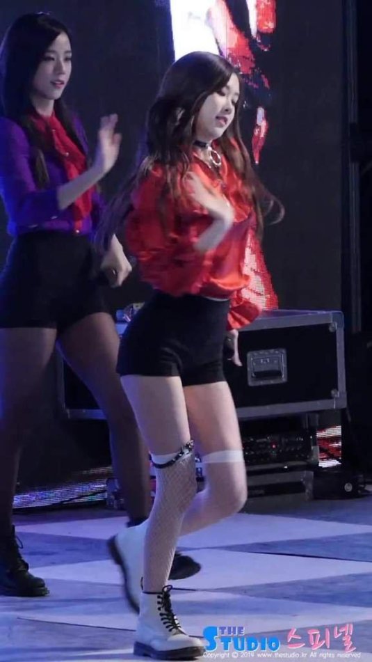 Розэ blackpink 2013