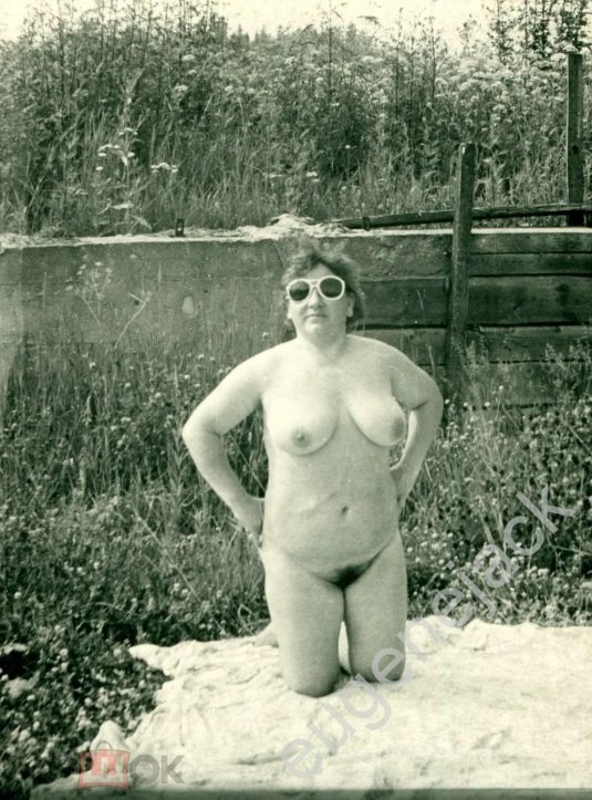 Голые женщины в деревне ссср