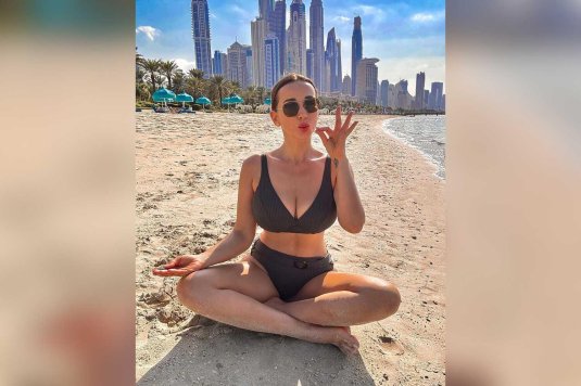 Анфиса чехова на пляже