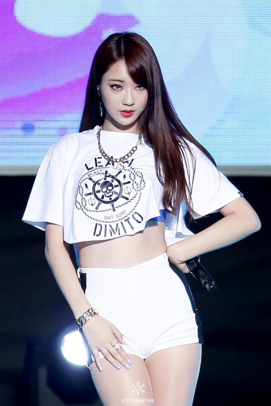 Корейская женщина