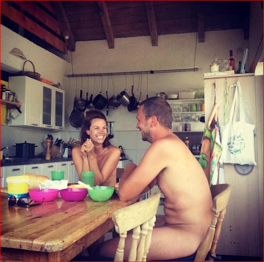 Пара нудистов