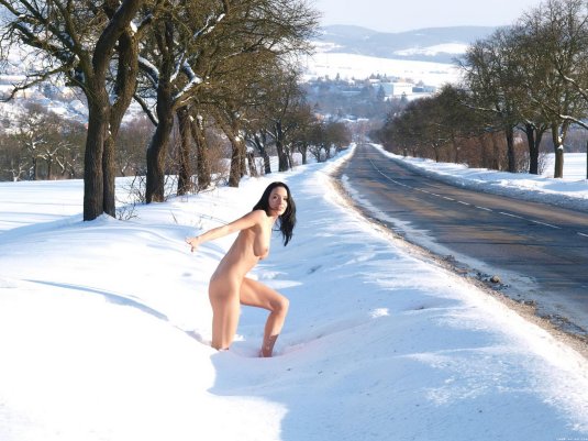 Голышом зимой