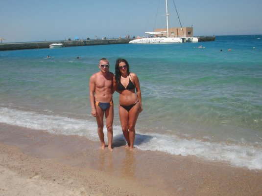 Жену в египте