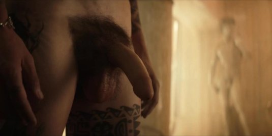 Лили джеймс голая в фильме