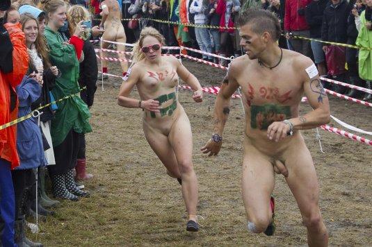 Фестиваль голых мужчин