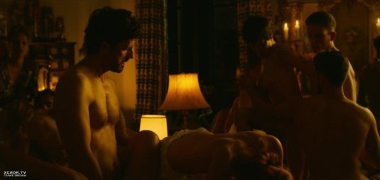 Откровенные сцены