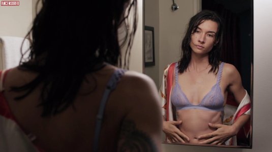 Кортни палм