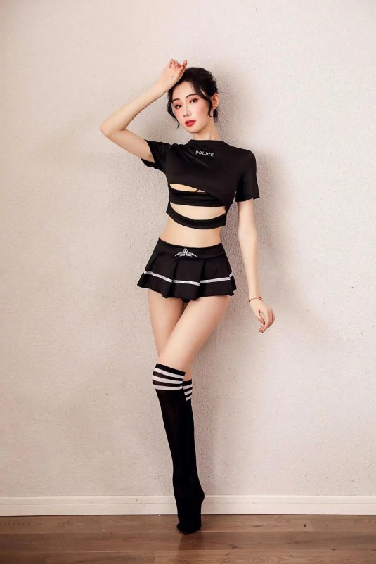 Сексуальные женские костюмы