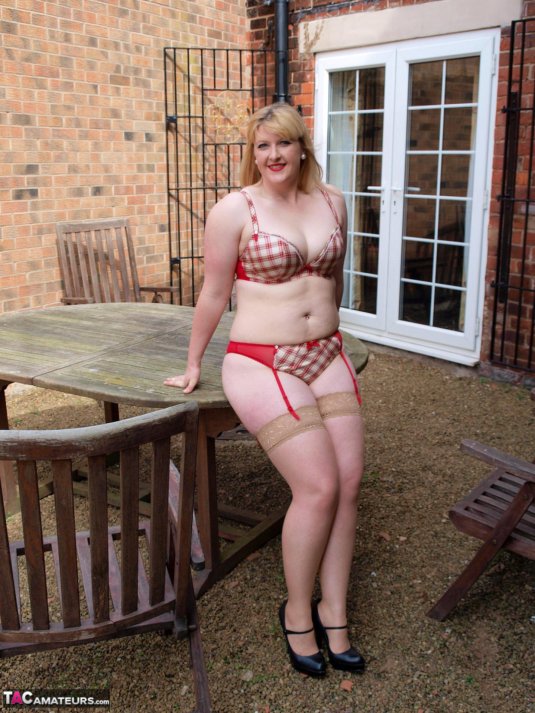 Толстая милфа