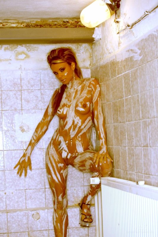 Обнаженное тело