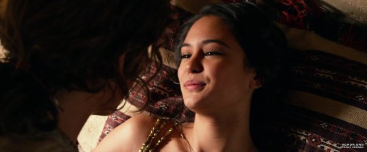 Кортни итон боги египта