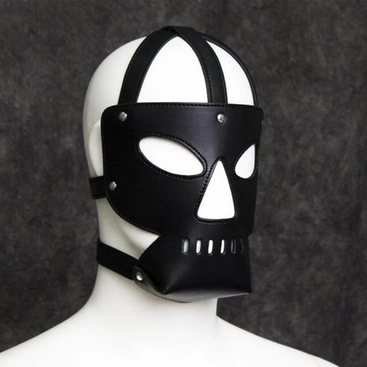 Маска с кляпом